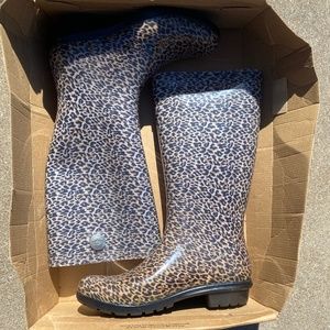 UGG Leopard Rainboots